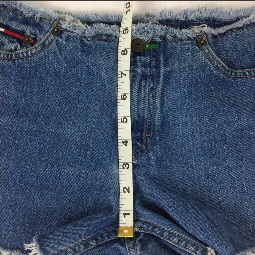 90’s Tommy Hilfiger Cutoff Light Denim Jean Shorts Size 7 JR.
